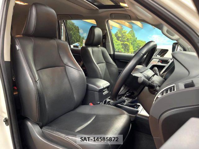 Toyota LAND CRUISER PRADO 2020-03 6815607-8