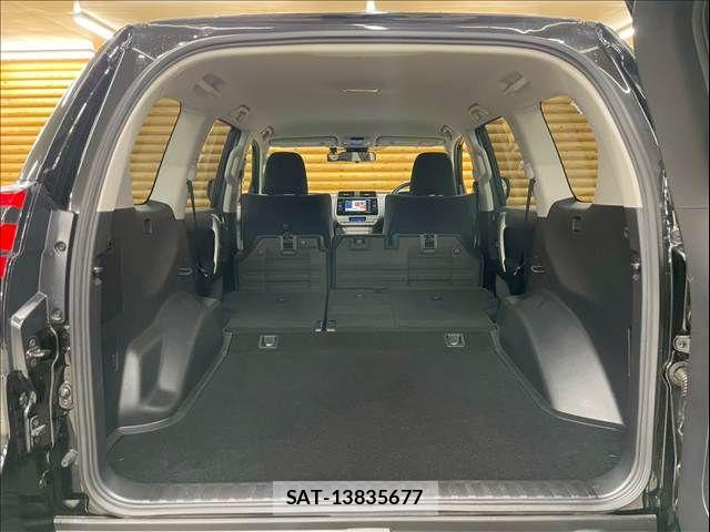 Toyota LAND CRUISER PRADO 2023-04 6815611-10