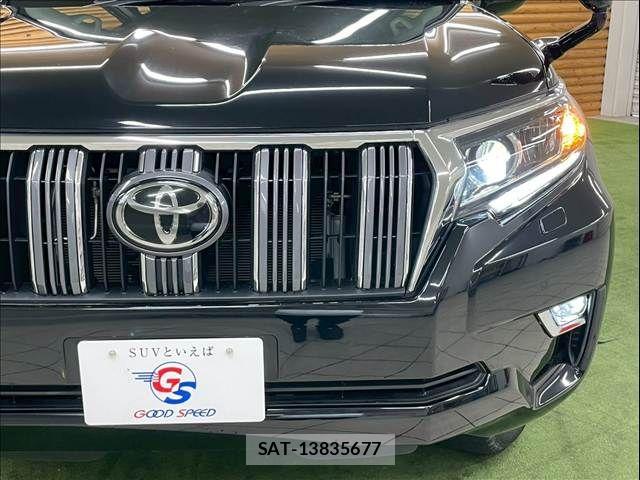 Toyota LAND CRUISER PRADO 2023-04 6815611-12