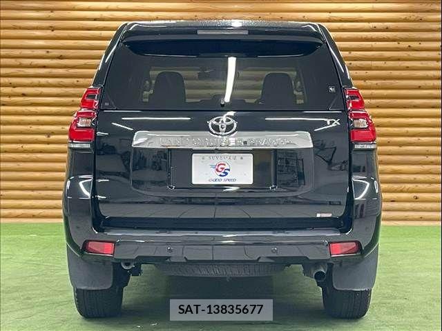 Toyota LAND CRUISER PRADO 2023-04 6815611-18