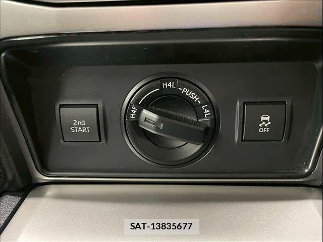 Toyota LAND CRUISER PRADO 2023-04 6815611-6