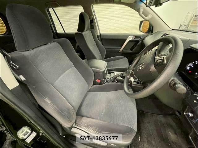 Toyota LAND CRUISER PRADO 2023-04 6815611-8
