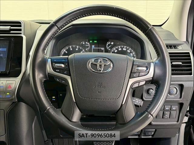 Toyota LAND CRUISER PRADO 2021-05 6815604-12