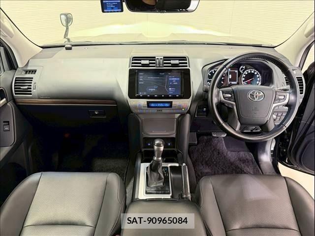 Toyota LAND CRUISER PRADO 2021-05 6815604-1