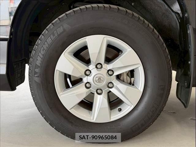 Toyota LAND CRUISER PRADO 2021-05 6815604-6