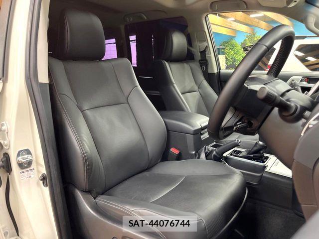 Toyota LAND CRUISER PRADO 2023-07 6907247-7