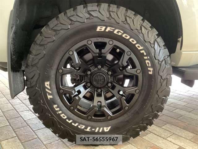 Toyota LAND CRUISER PRADO 2023-05 6907261-11