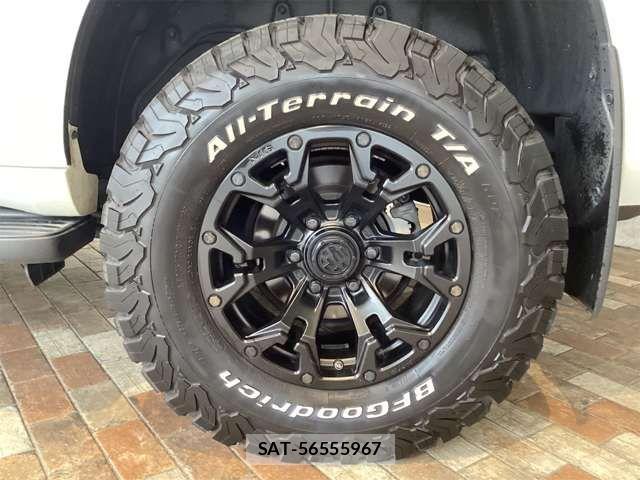 Toyota LAND CRUISER PRADO 2023-05 6907261-8