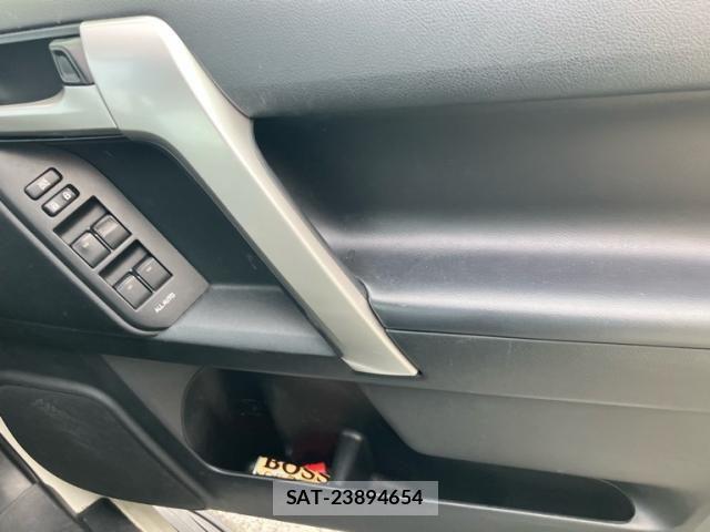 Toyota LAND CRUISER PRADO 2018-11 6907291-13