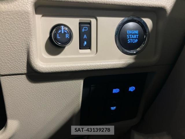 Toyota LAND CRUISER PRADO 2023-03 6907258-19