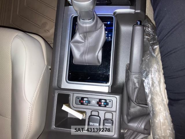 Toyota LAND CRUISER PRADO 2023-03 6907258-24