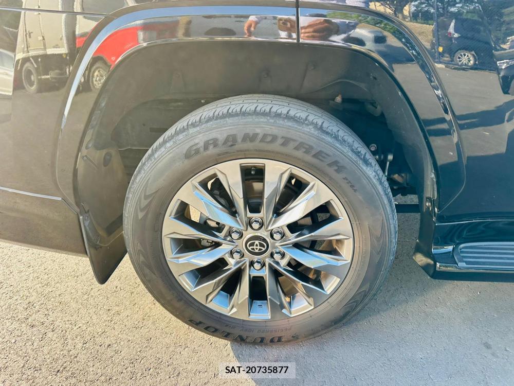Toyota LAND CRUISER PRADO 2022-04 6936914-26