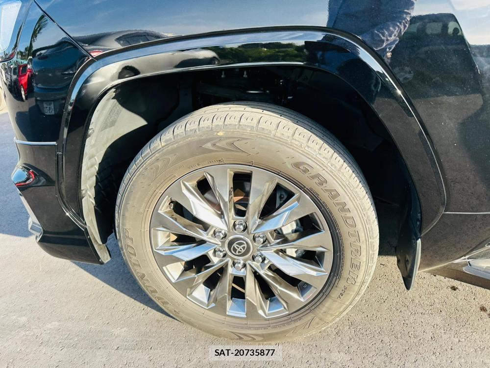 Toyota LAND CRUISER PRADO 2022-04 6936914-28