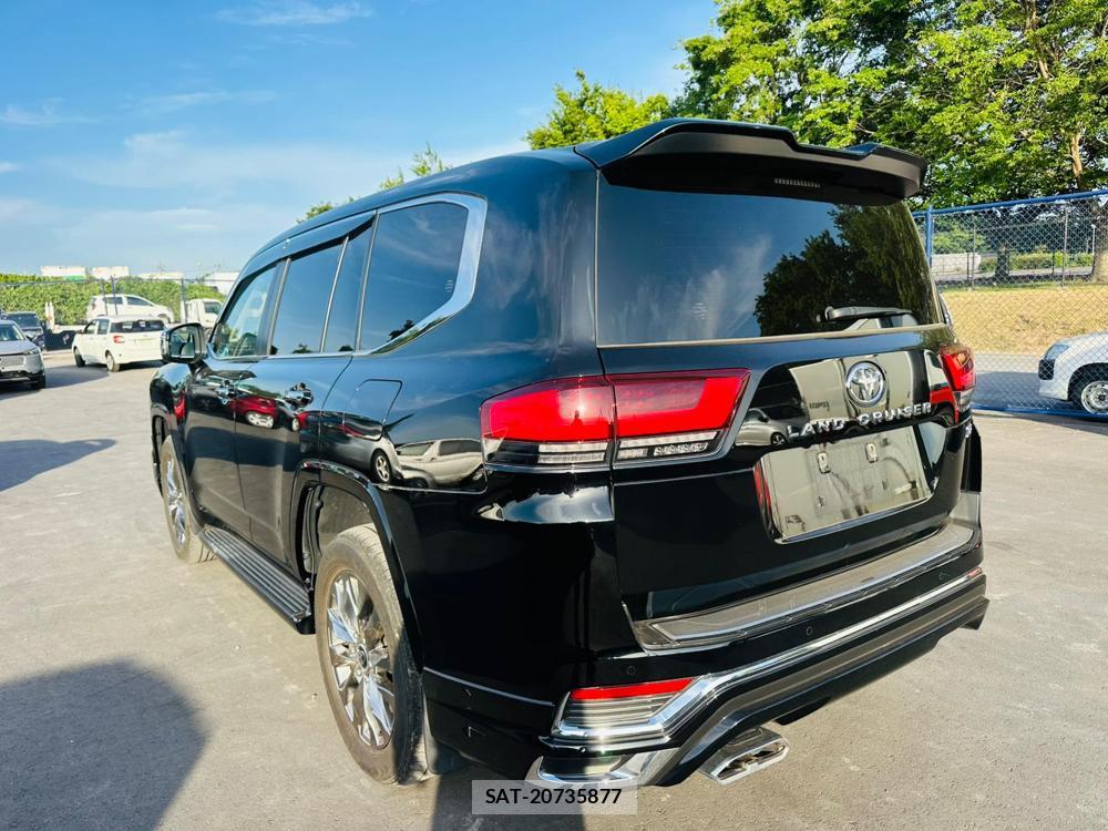 Toyota LAND CRUISER PRADO 2022-04 6936914-2