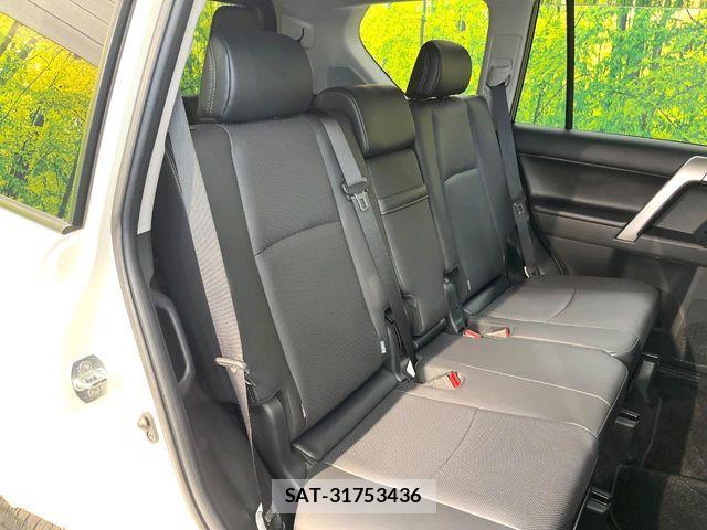 Toyota LAND CRUISER PRADO 2024-01 6994687-8
