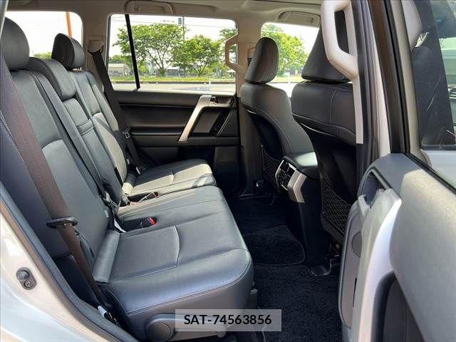Toyota LAND CRUISER PRADO 2017-12 6994718-17
