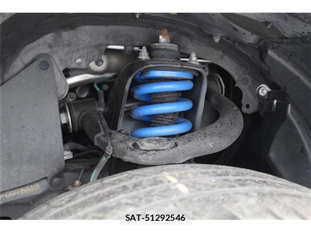 Toyota LAND CRUISER PRADO 2017-10 6994723-17