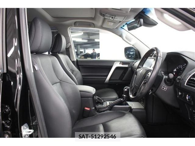 Toyota LAND CRUISER PRADO 2017-10 6994723-26