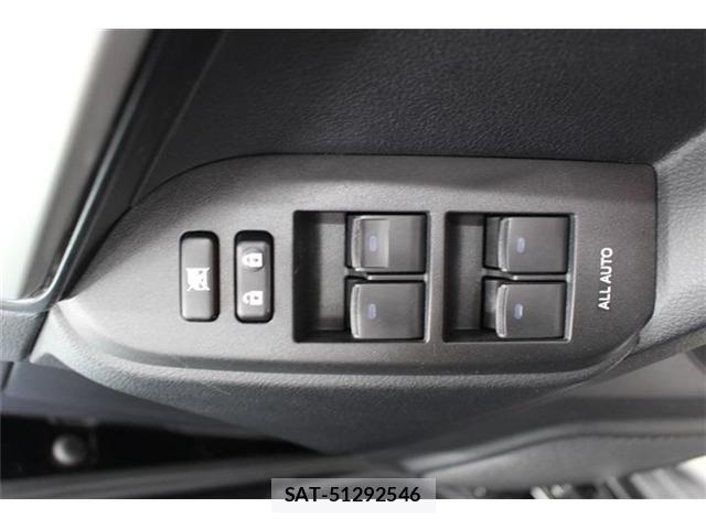Toyota LAND CRUISER PRADO 2017-10 6994723-27