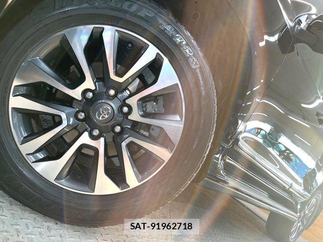 Toyota LAND CRUISER PRADO 2022-05 6994724-12