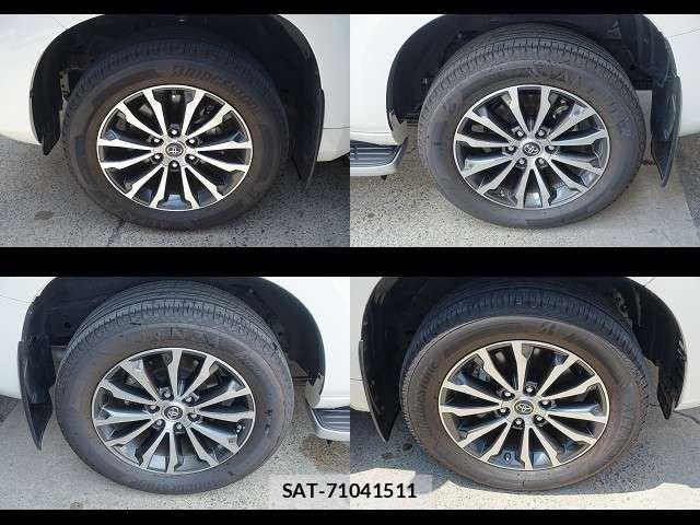Toyota LAND CRUISER PRADO 2018-11 6994683-13