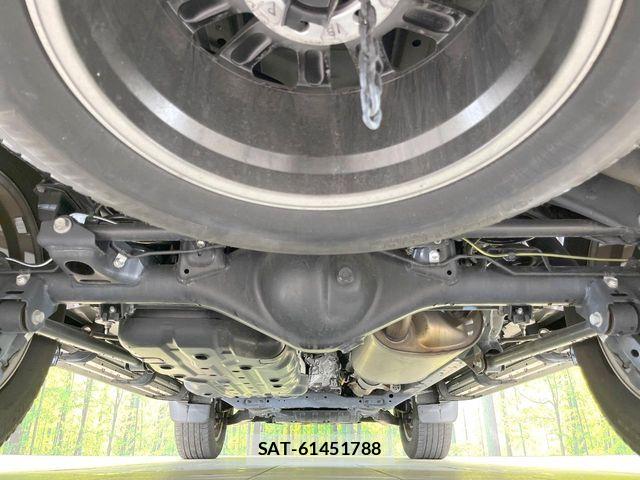 Toyota LAND CRUISER PRADO 2023-07 7059117-18
