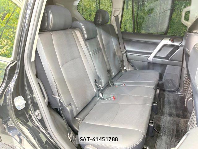 Toyota LAND CRUISER PRADO 2023-07 7059117-7