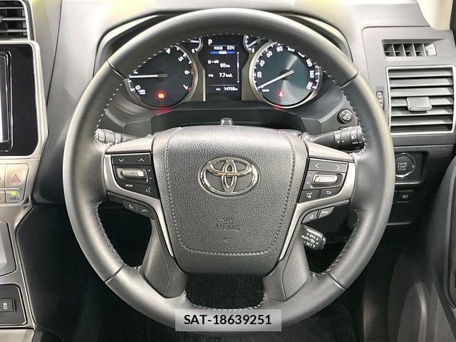Toyota LAND CRUISER PRADO 2023-03 7059113-11