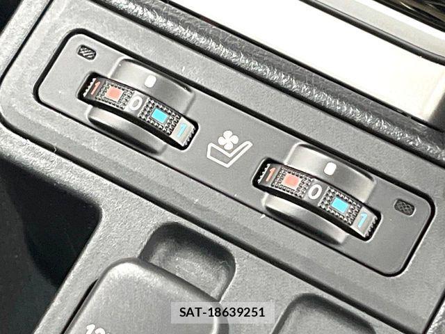 Toyota LAND CRUISER PRADO 2023-03 7059113-6