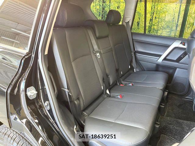 Toyota LAND CRUISER PRADO 2023-03 7059113-8