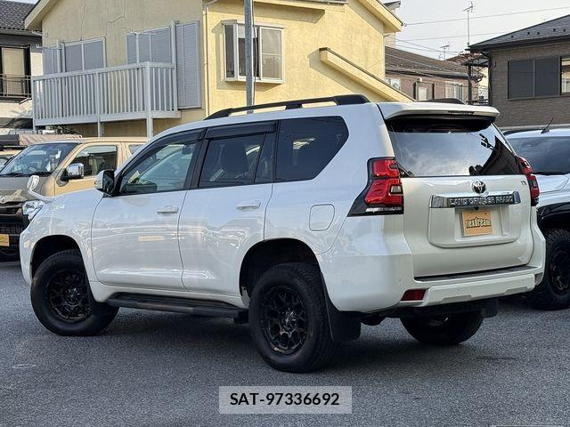 Toyota LAND CRUISER PRADO 2021-05 7059123-1
