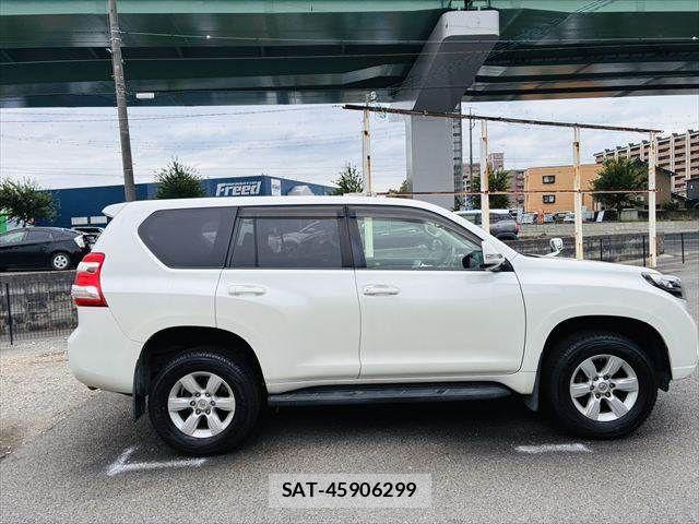 Toyota LAND CRUISER PRADO 2016-08 7059137-17