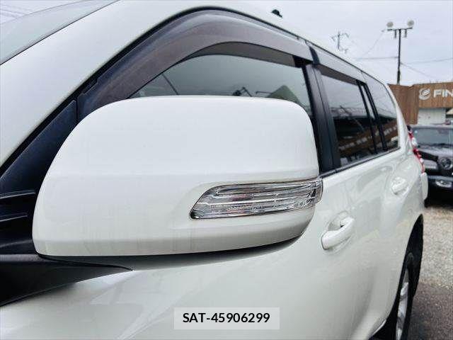 Toyota LAND CRUISER PRADO 2016-08 7059137-26