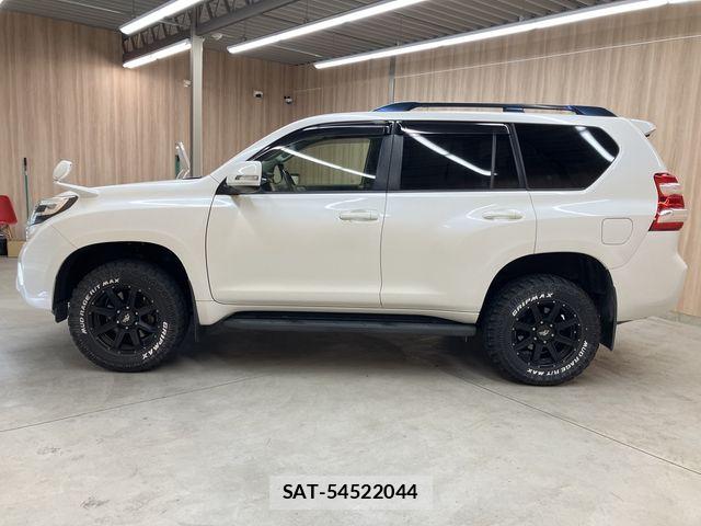 Toyota LAND CRUISER PRADO 2017-08 7059142-25