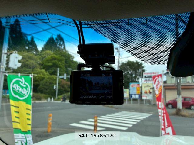 Toyota LAND CRUISER PRADO 2023-02 7059115-16