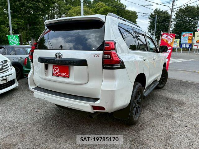 Toyota LAND CRUISER PRADO 2023-02 7059115-2