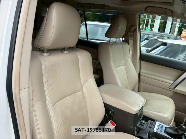 Toyota LAND CRUISER PRADO 2023-02 7059115-4