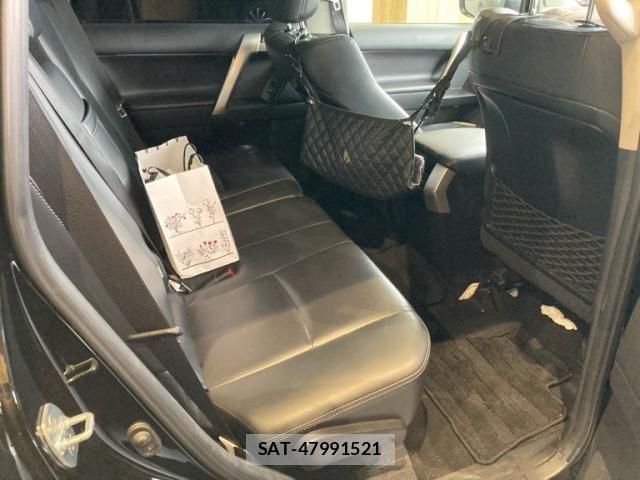 Toyota LAND CRUISER PRADO 2023-03 7059111-9