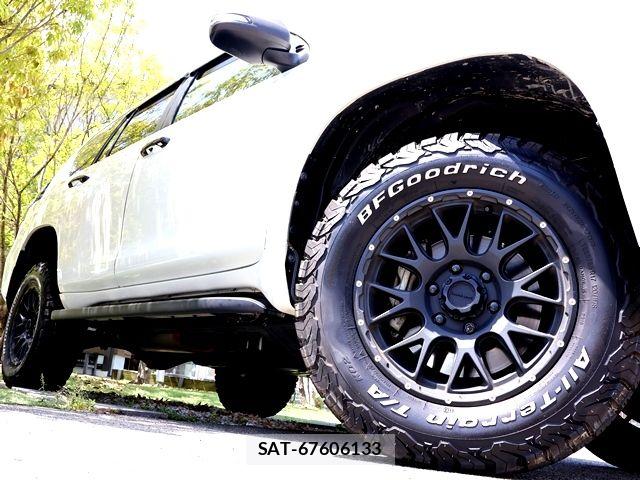 Toyota LAND CRUISER PRADO 2019-05 7059118-13
