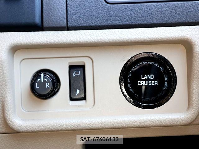 Toyota LAND CRUISER PRADO 2019-05 7059118-23
