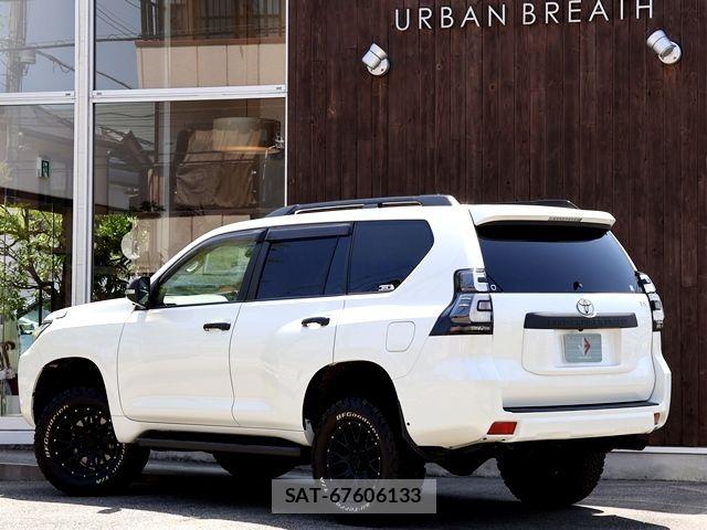 Toyota LAND CRUISER PRADO 2019-05 7059118-2