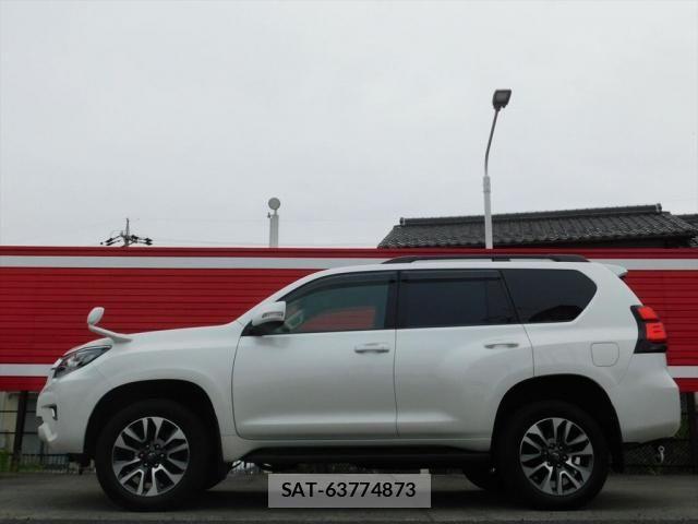 Toyota LAND CRUISER PRADO 2022-12 7059122-2