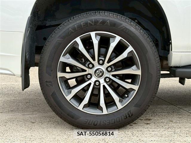 Toyota LAND CRUISER PRADO 2023-08 7059110-18