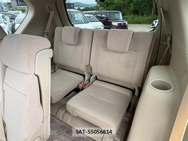 Toyota LAND CRUISER PRADO 2023-08 7059110-7