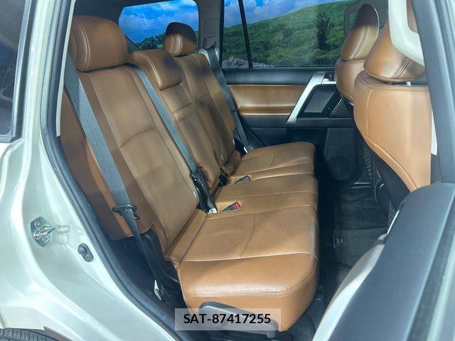 Toyota LAND CRUISER PRADO 2022-02 7059114-8
