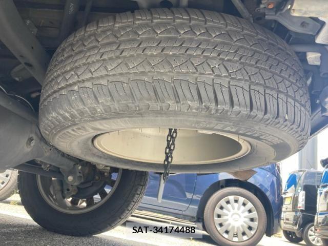 Toyota LAND CRUISER PRADO 2018-01 7059136-10