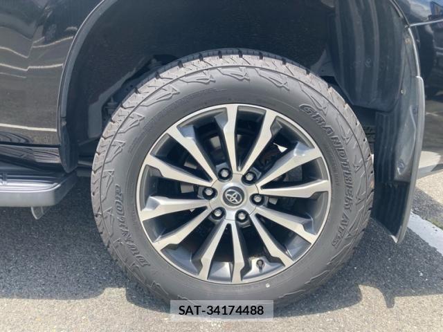 Toyota LAND CRUISER PRADO 2018-01 7059136-11