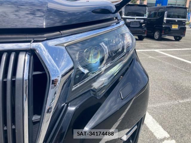 Toyota LAND CRUISER PRADO 2018-01 7059136-1