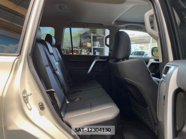 Toyota LAND CRUISER PRADO 2023-04 7220602-7