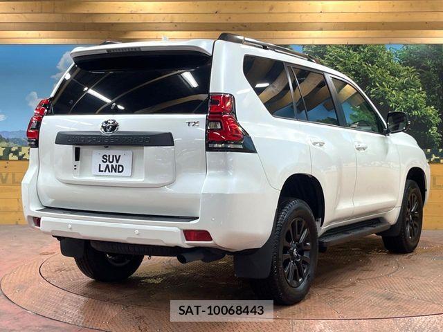 Toyota LAND CRUISER PRADO 2023-10 7220625-16